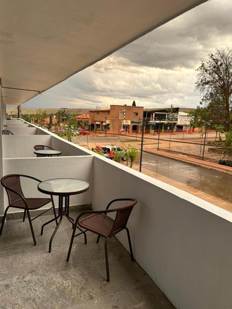 Hotel And Suites Cananea Ngoại thất bức ảnh