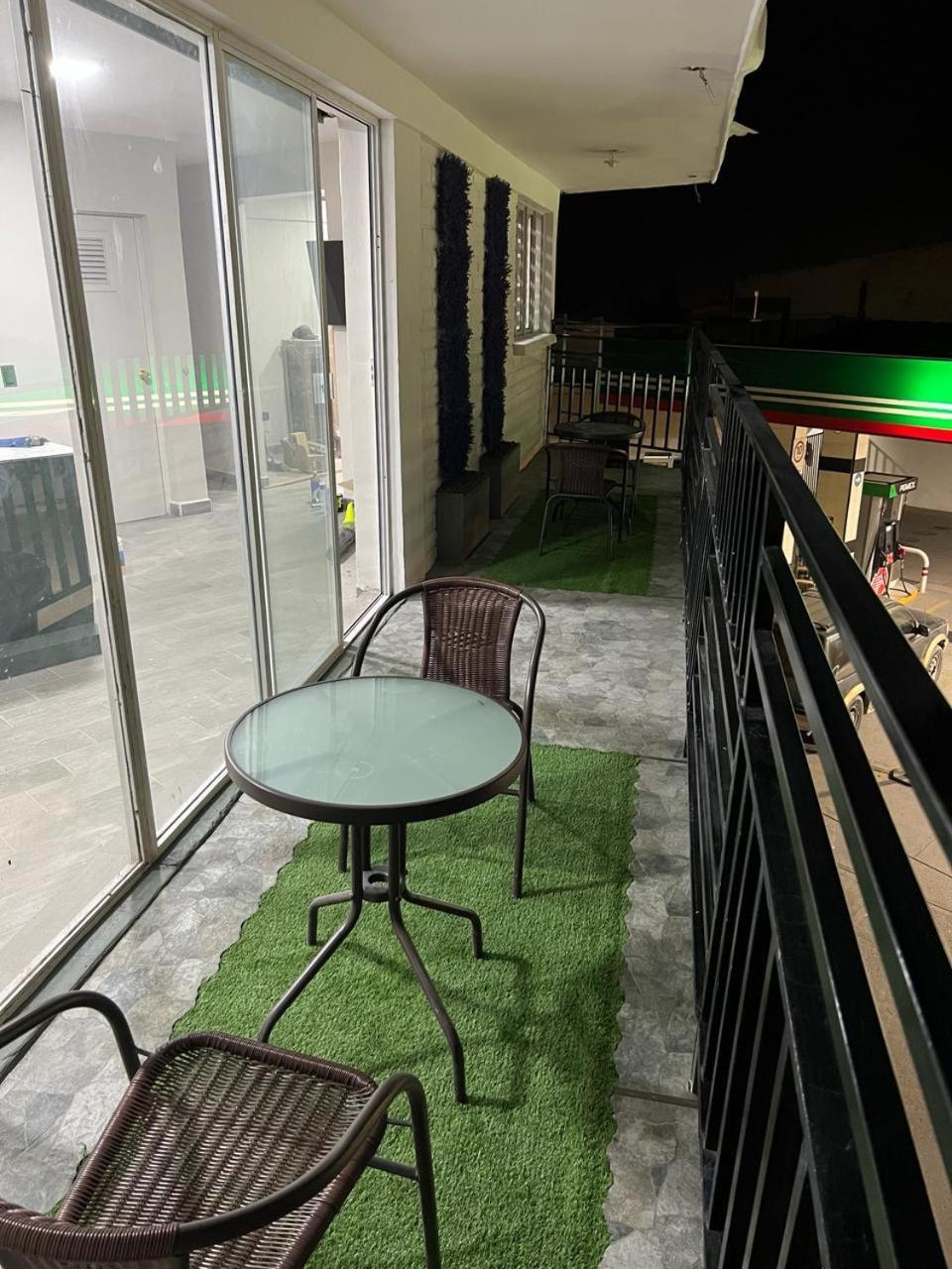 Hotel And Suites Cananea Ngoại thất bức ảnh
